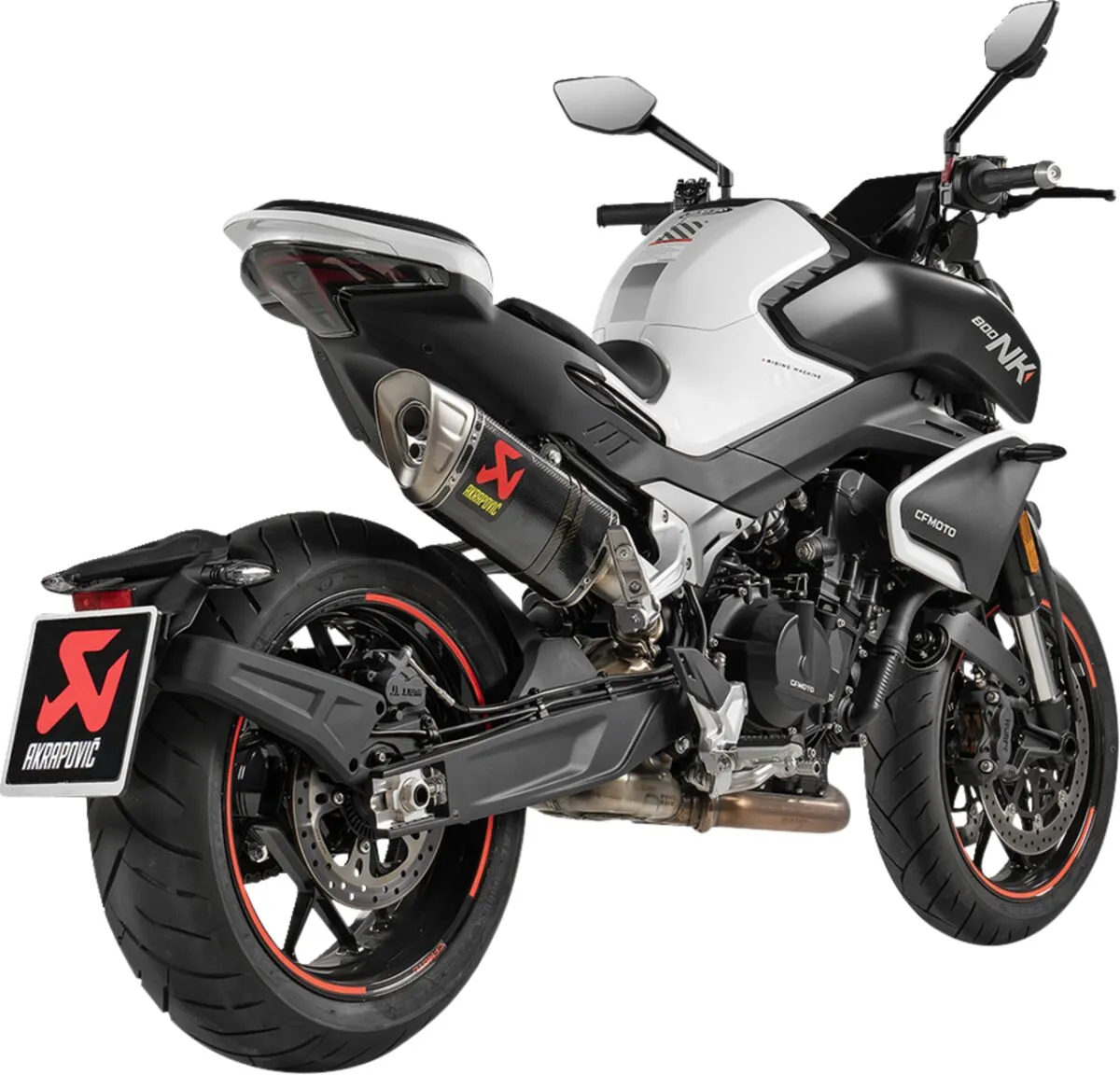 Akrapovič Slip-On Line ispušni sustav za CF MOTO NK 800 ABS (2023-2024)