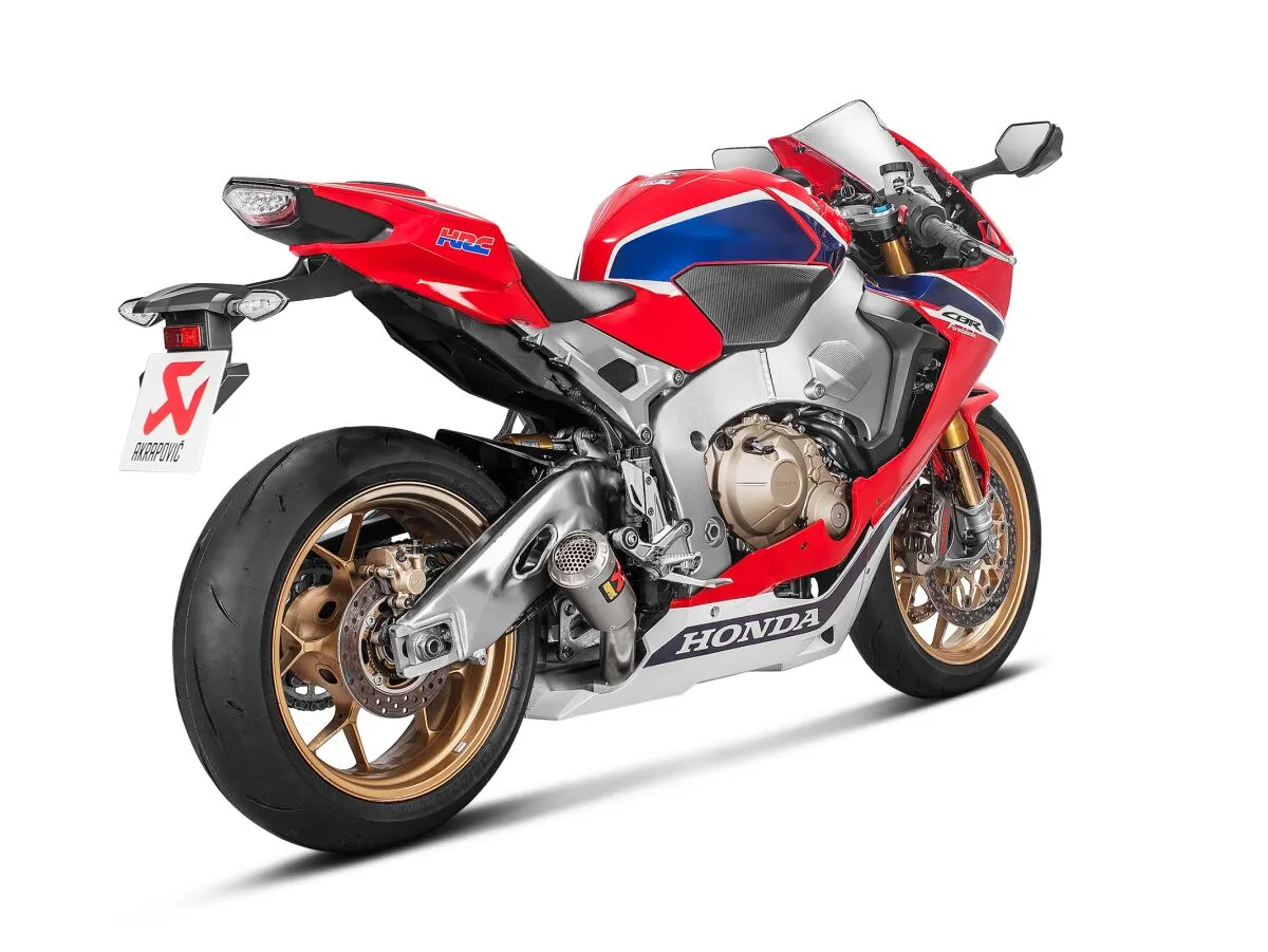 Akrapovič Slip-On Line ispušni sustav za Hondu CBR1000RR - bočni pogled