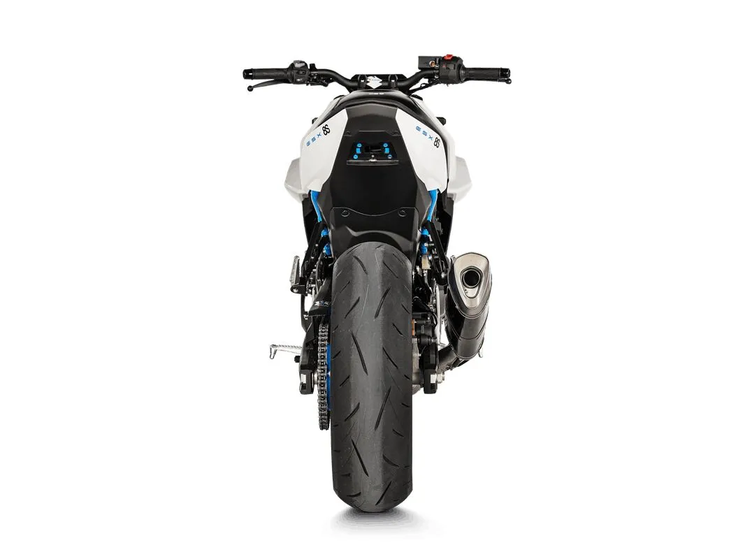 Akrapovič ispušni sustav montiran na Suzuki GSX-8S 800 ABS
