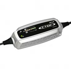 CTEK XS 0.8 punjač i održavač baterija